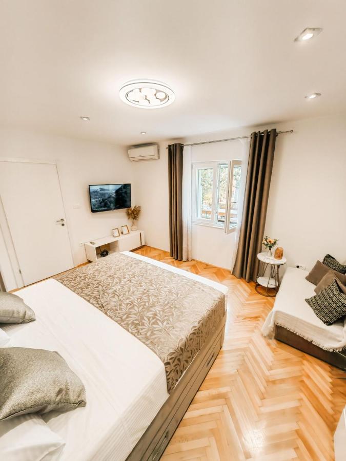Desire Apartment Сплит Екстериор снимка
